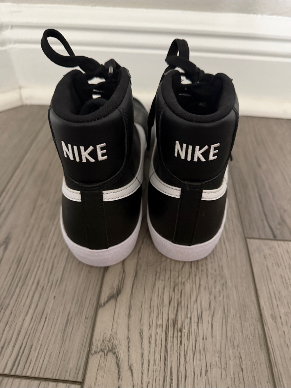 Nike Black High-Top Sneakers with White Swoosh 5.5 Y boys. Never worn - Picture 3 of 3